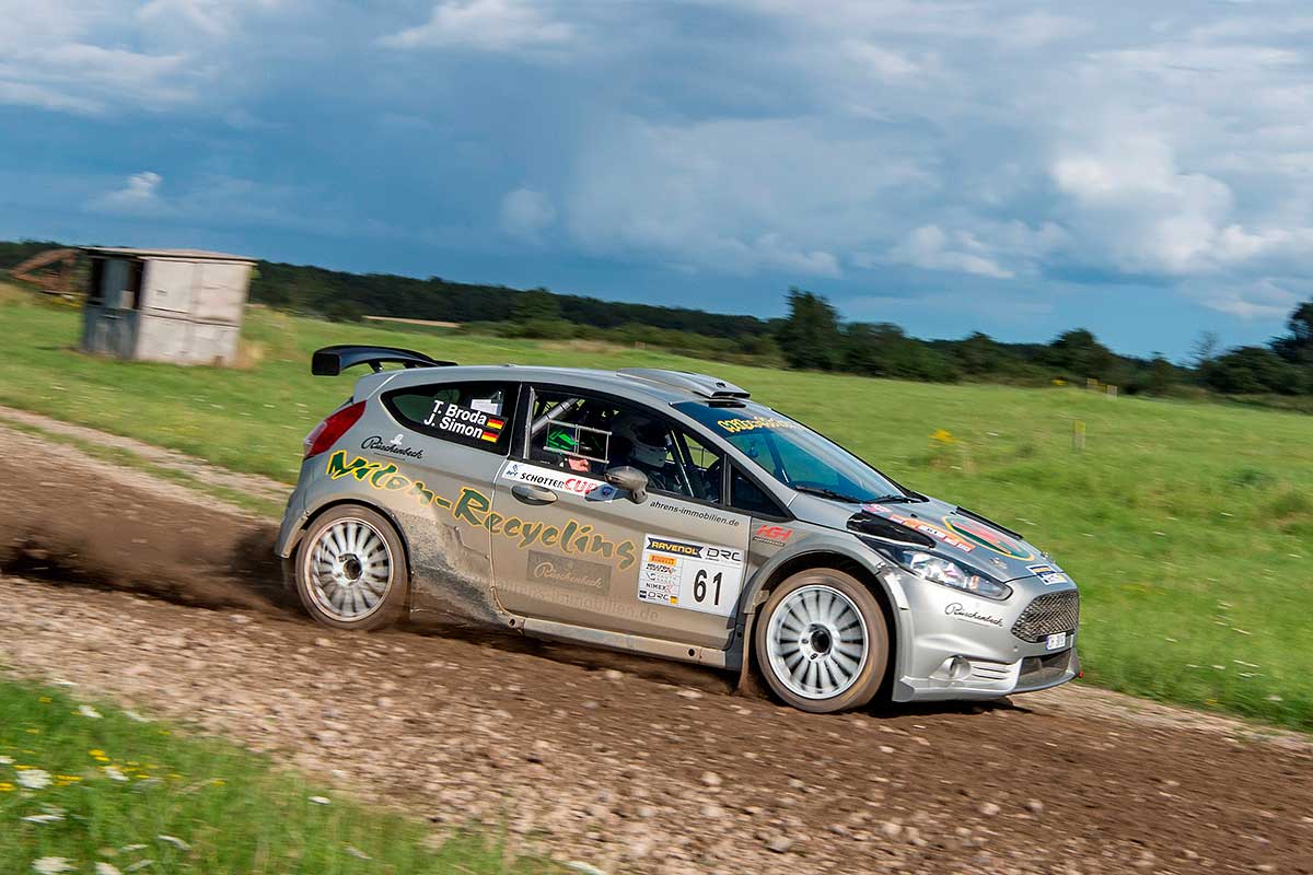 Timo Broda gewinnt Holsten-Rallye