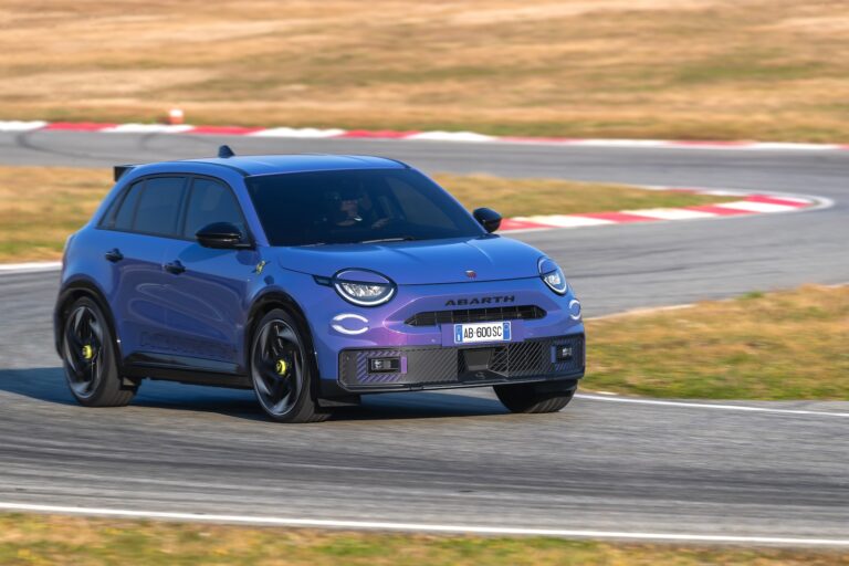 Abarth 600e Scorpionissima: Verrat oder Zukunft?