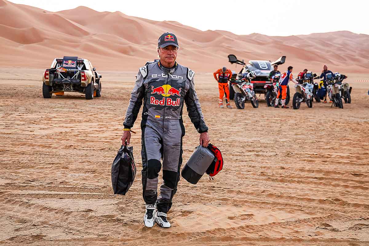 Rallye Dakar – 11. Etappe: Loeb verliert, Sainz vor Sieg