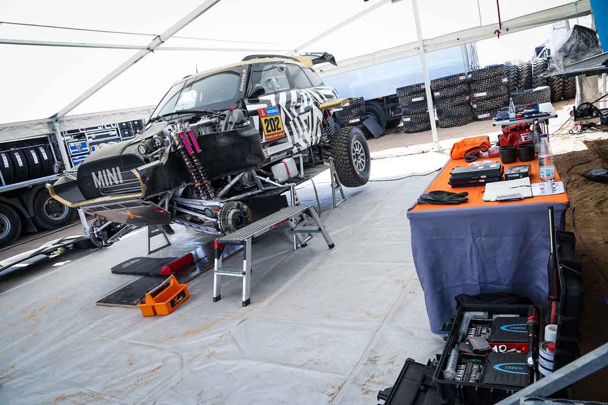 Rallye Dakar: Chicherit übernimmt die Führung