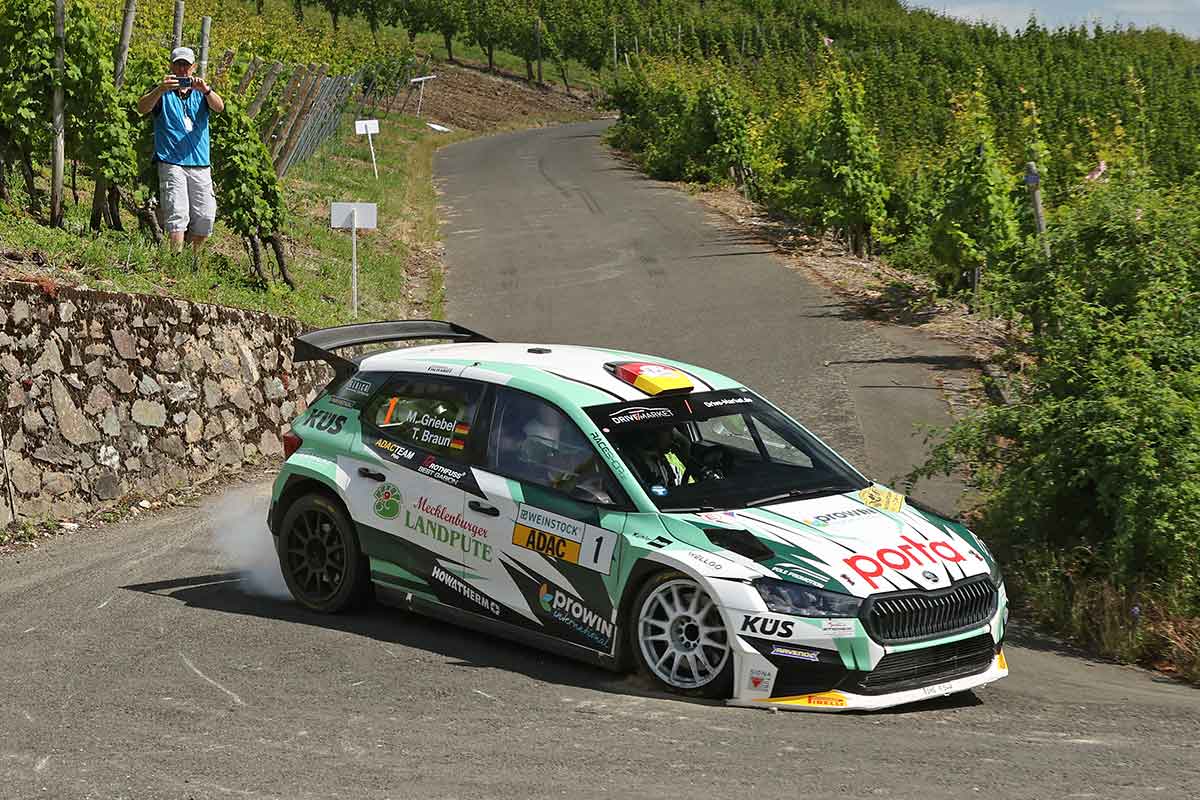 Rallye Mittelrhein: Hattrick für Griebel