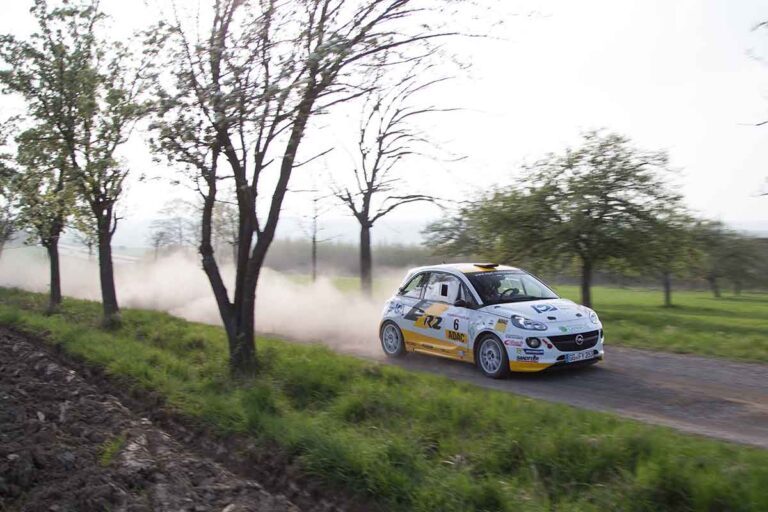 Mit der ADAC Rallye Schule direkt zur Lizenz