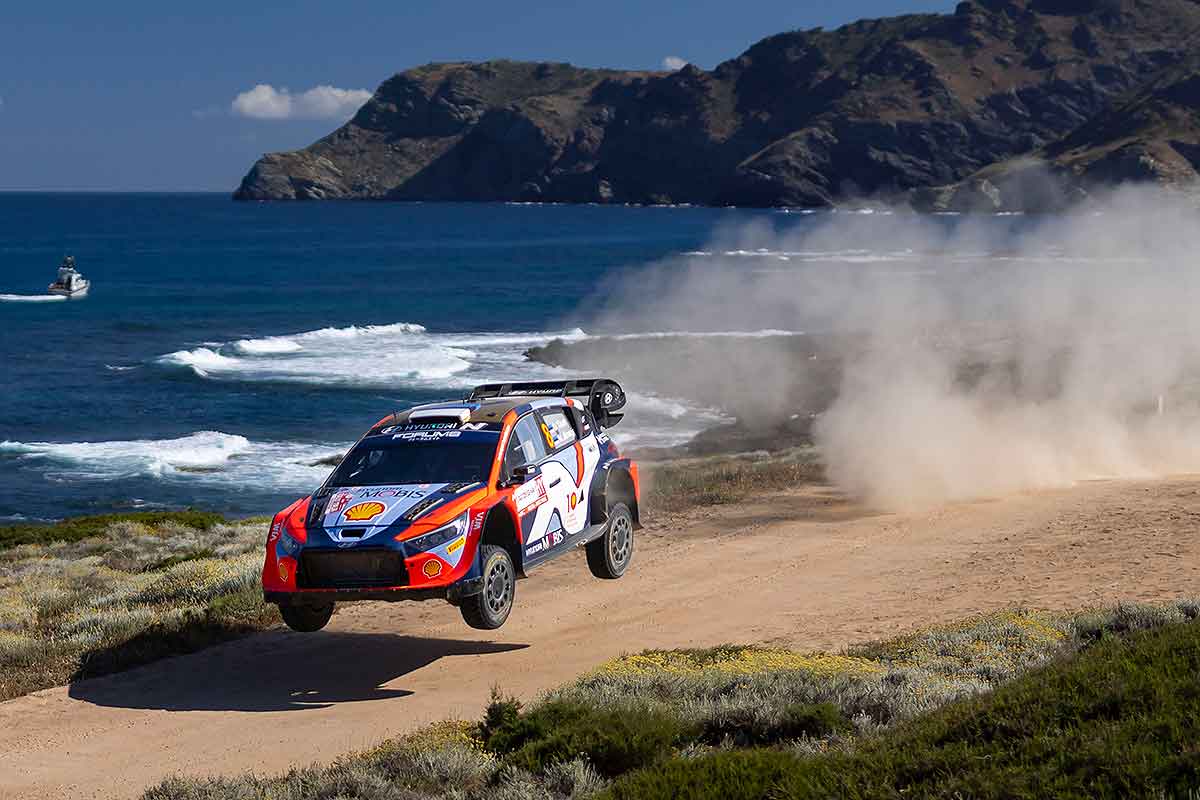 Tänak gewinnt Rallye Sardinien mit zwei Zehnteln Vorsprung