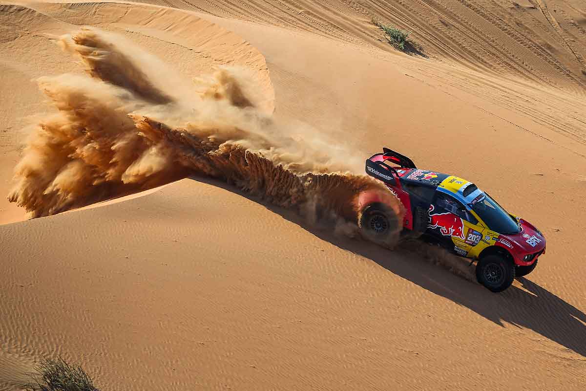Rallye Dakar – 10. Etappe: Loeb holt deutlich auf