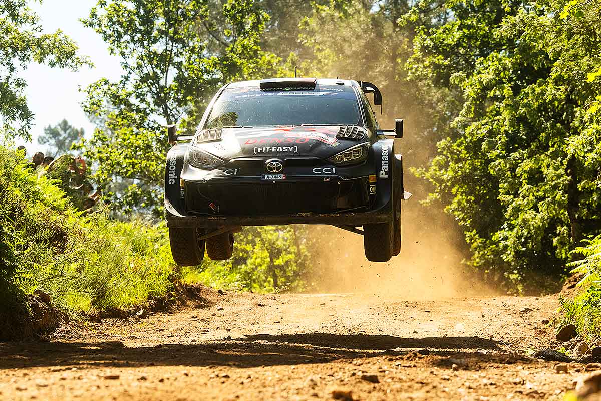 Rallye Portugal – Tag 2: Rovanperä raus – Ogier vorn