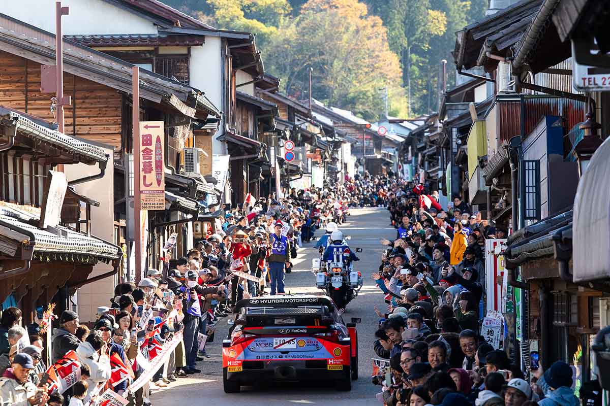 Rallye Japan: Die Aufholjagd von Thierry Neuville