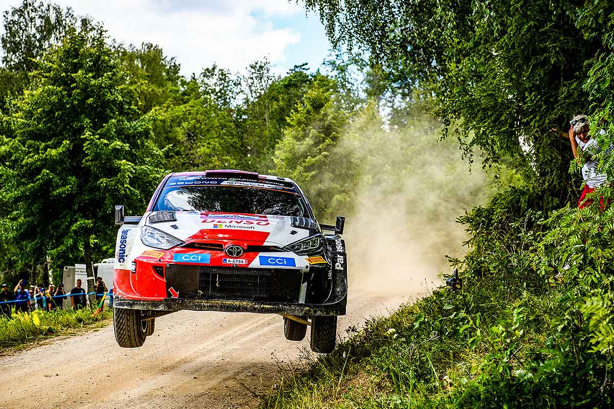 Rallye Estland: Rovanperä baut Führung vor Neuville aus