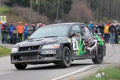 „Weißer Rauch“ für Oster-Rallye