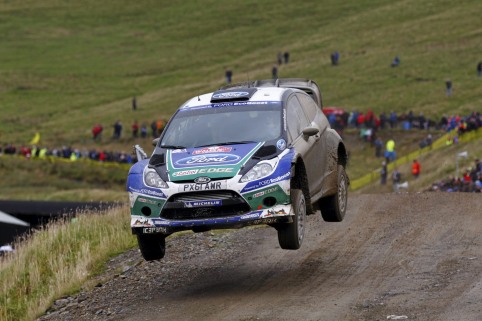 Latvala baut Führung aus