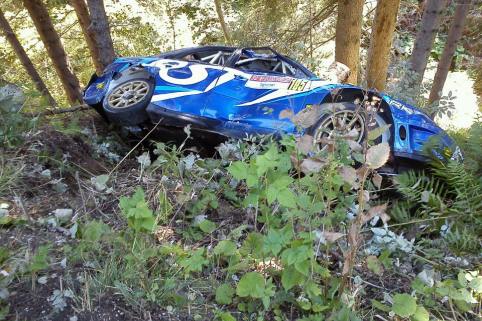 Kubica nach Unfall draußen