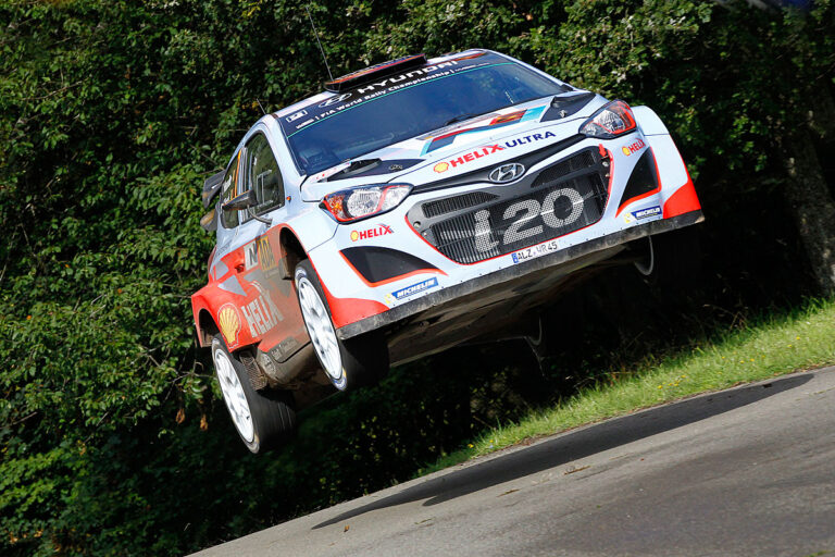 Rallylegend: Paddon und Latvala kommen