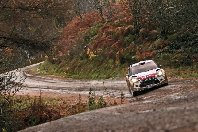 Kubica und Hirvonen draußen