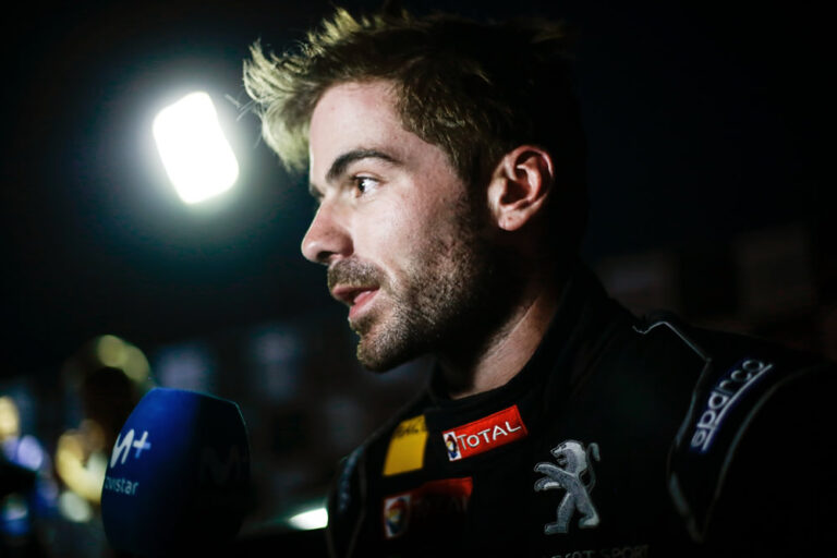 Suarez stimmt sich auf Schotter ein