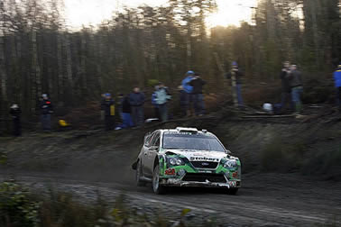 Latvala mit drei Bestzeiten