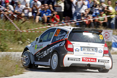 Neuville mit erstem JWRC-Sieg
