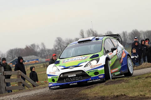 Kuipers dominiert bei Tank S Rally