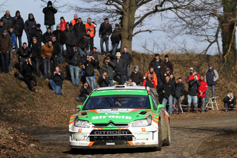 Tsjoen startet Saison mit Sieg