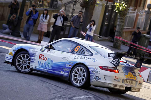 Vallejo holt Porsche-Sieg