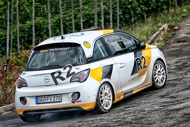 Gemischtes Programm für Opel-Junioren