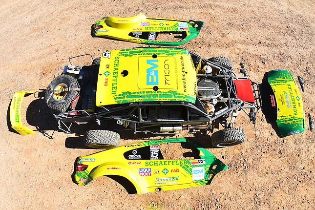 Schwarz findet Baja1000-Defekt