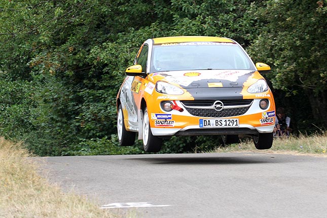 ADAC und Opel stellen die Weichen für 2014