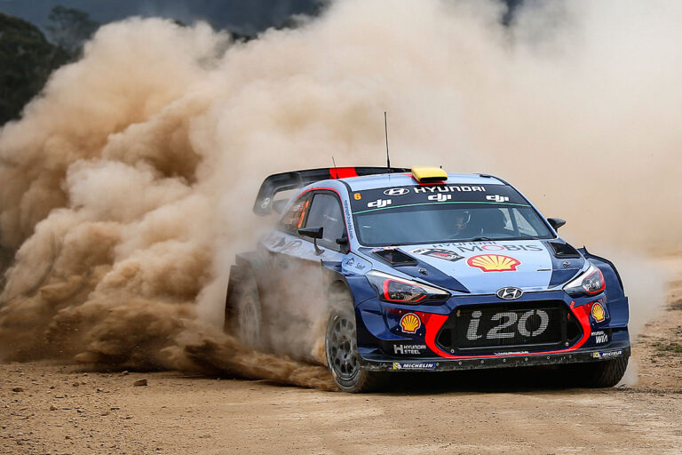 Australien nach WP8: Mikkelsen klar vorn