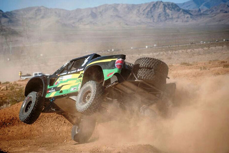 Schwarz: Ohne Spannung beim Testeinsatz