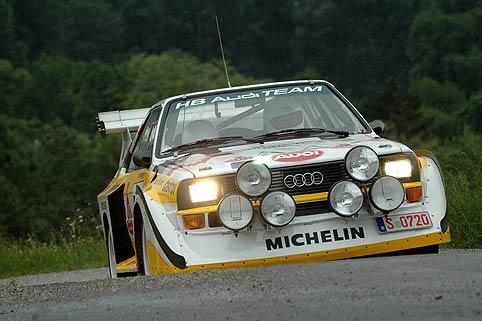 Röhrl fährt für guten Zweck