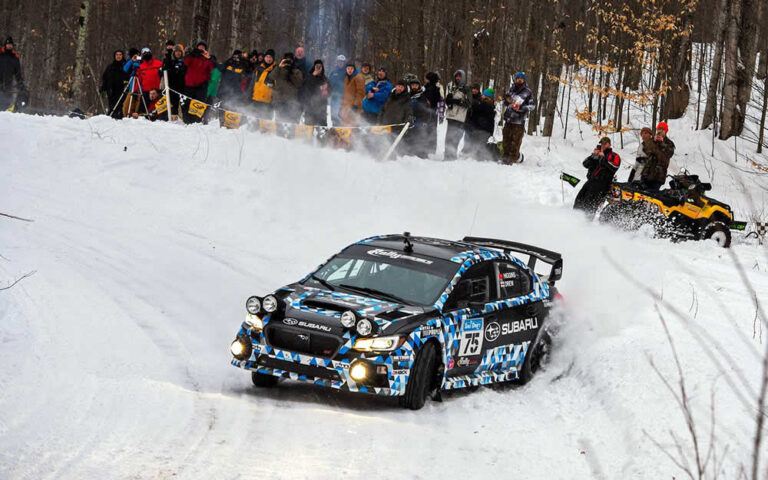 Higgins holt Sieg im neuen Subaru