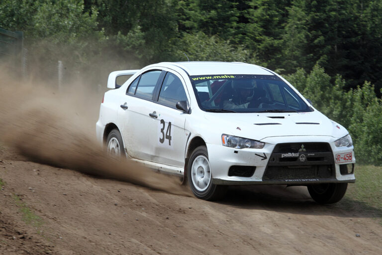 Teterow: Keskinen Sieger – Vollak Spitzenreiter