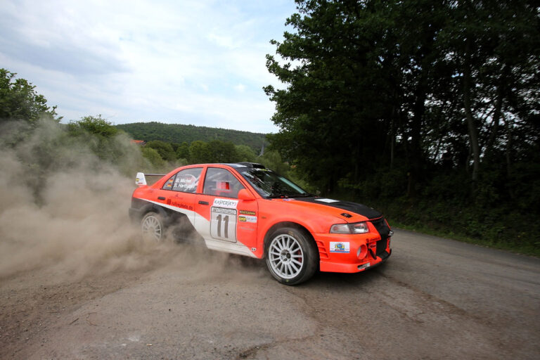 Michel gewinnt Coburger Hitzeschlacht