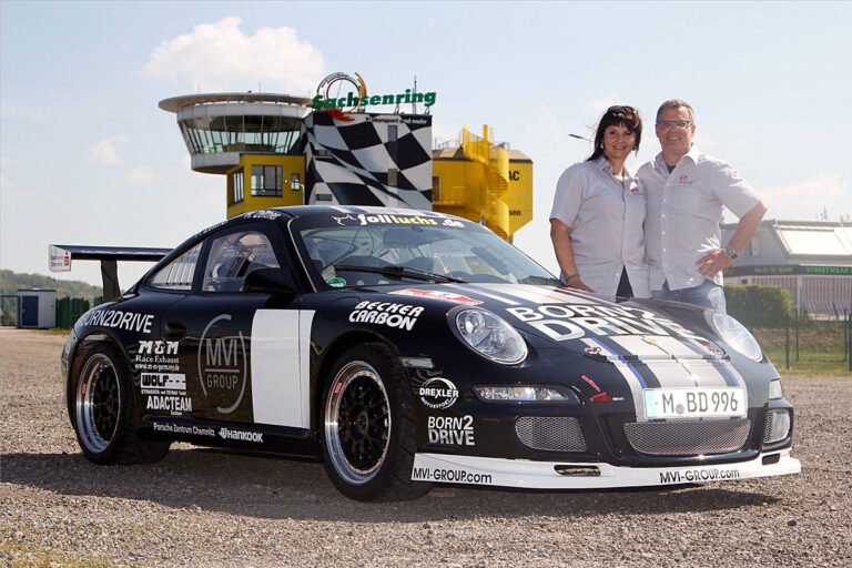 Zeltner startet in schwarz