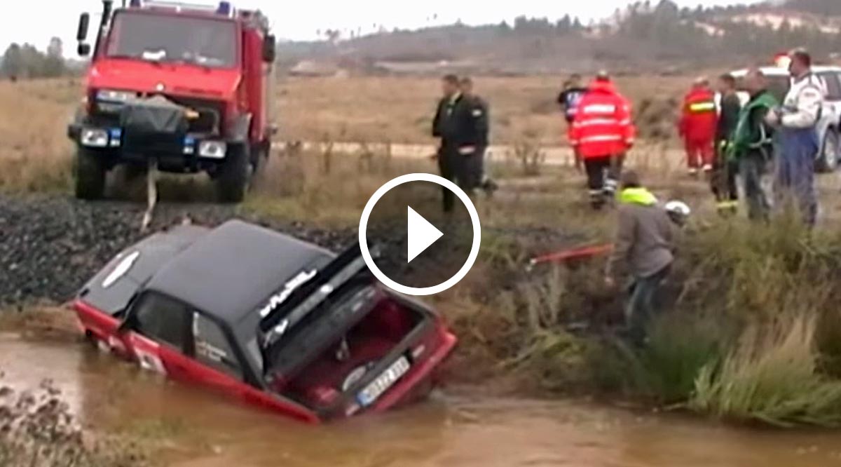 VIDEO: BMW im Wasser