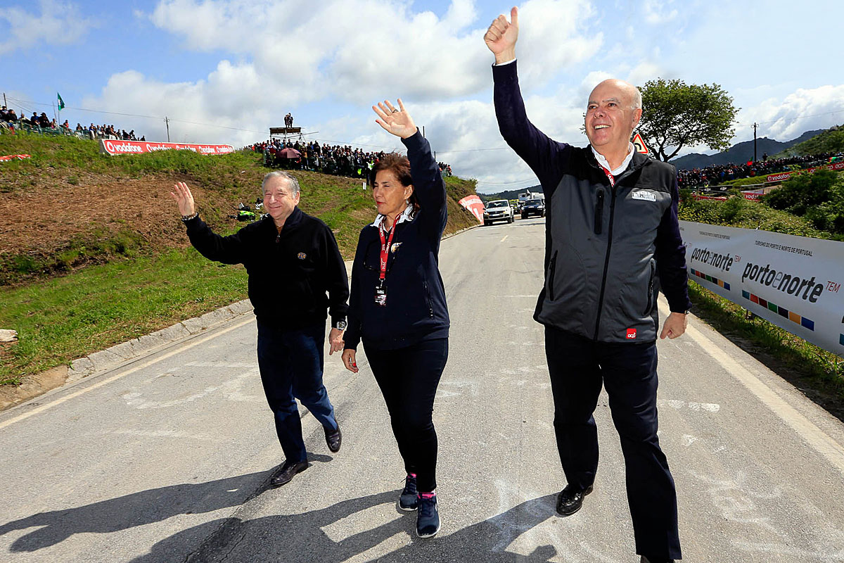 Barbosa: „Die Autos sollen nicht in der Garage stehen“