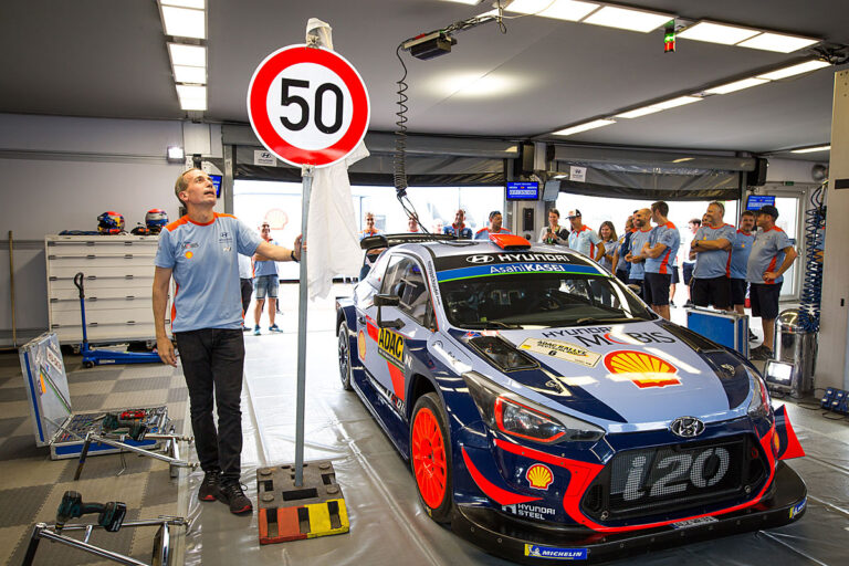 900 Euro Strafzettel für Dani Sordo