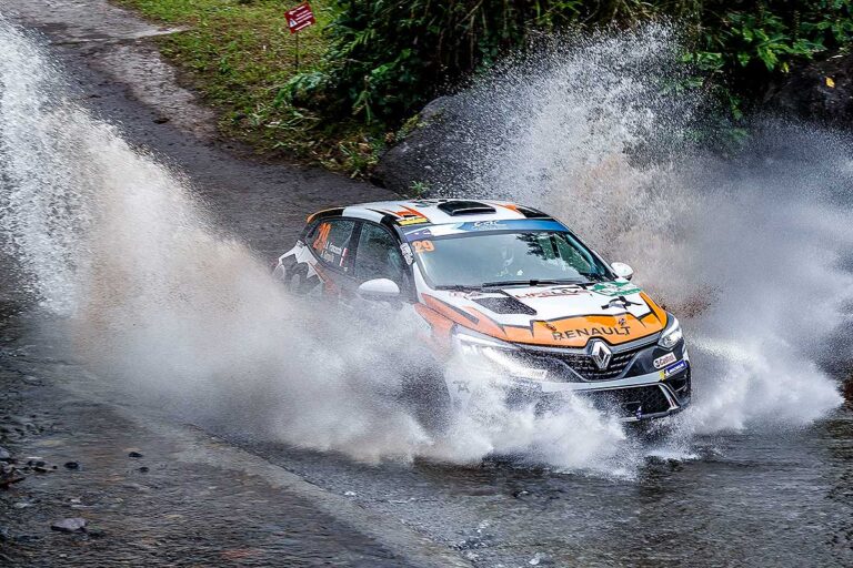 Preiswert auf die internationale Bühne