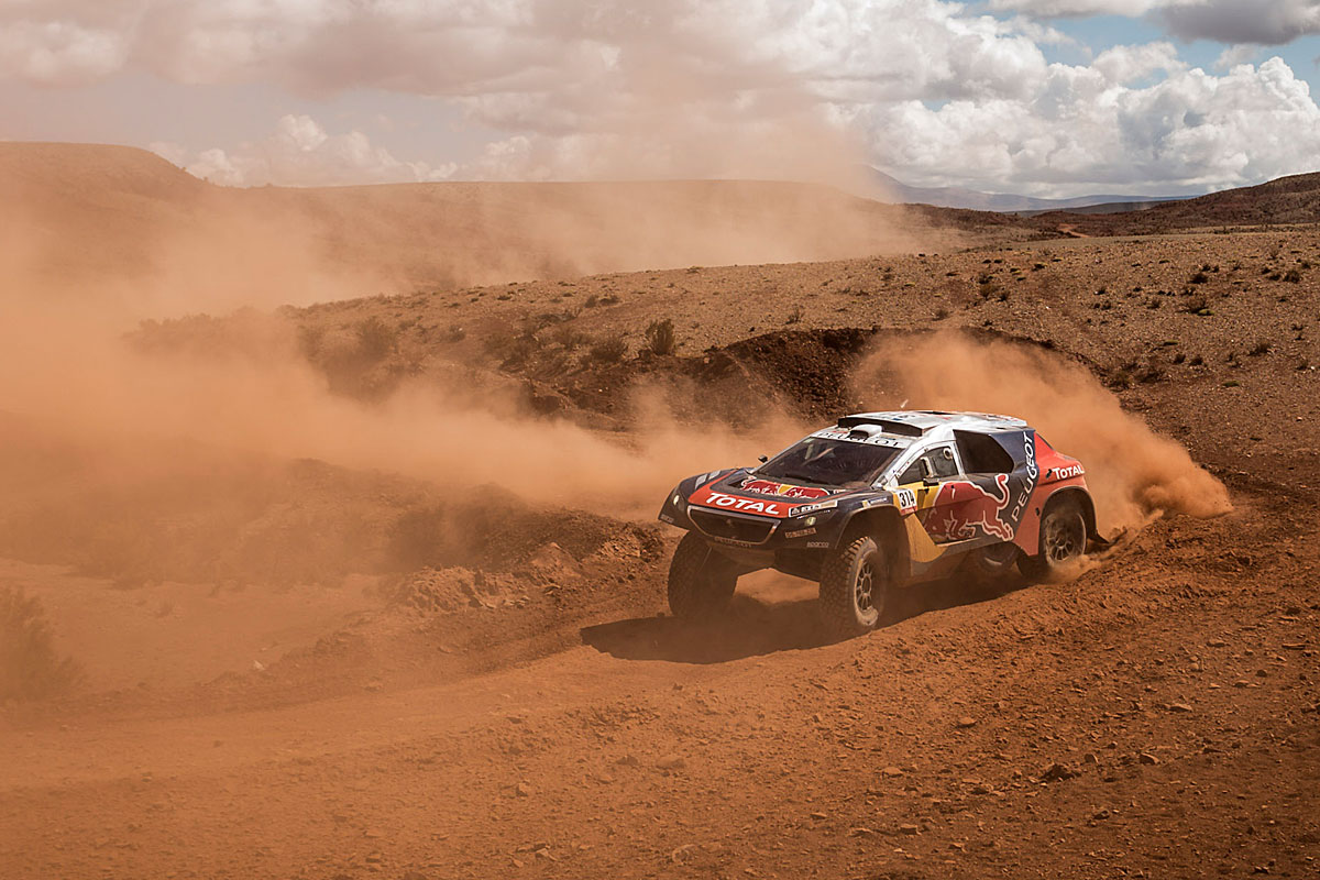 Etappensieg für Sainz – Führung für Loeb