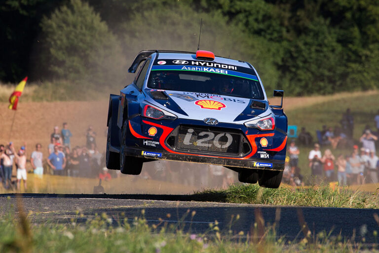 Rallye Deutschland nach WP16: Dramatischer Morgen
