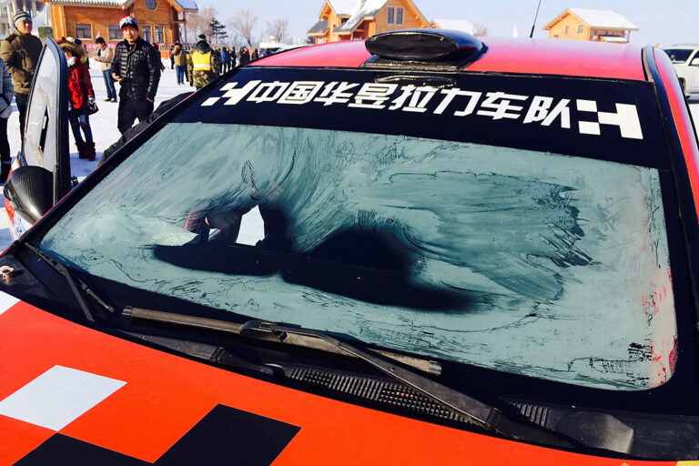 Frostiges Finale: Sieg für BAIC Saab – Stohl Sechster