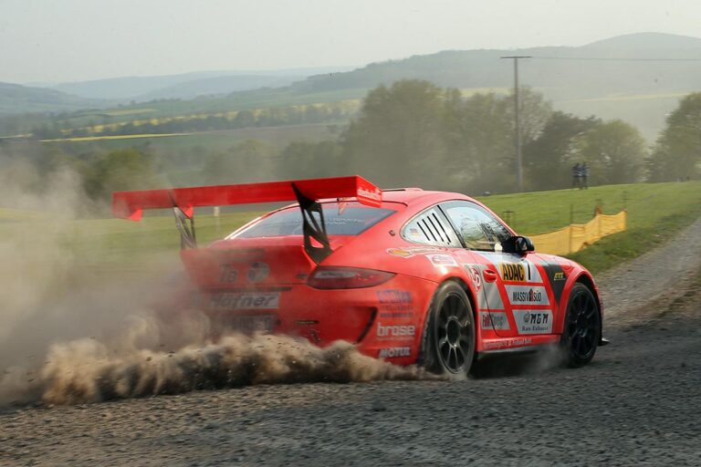 Dobberkau gewinnt Sachsen-Qualifying