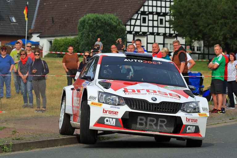 Spannender Dreikampf am Fuße der Wartburg