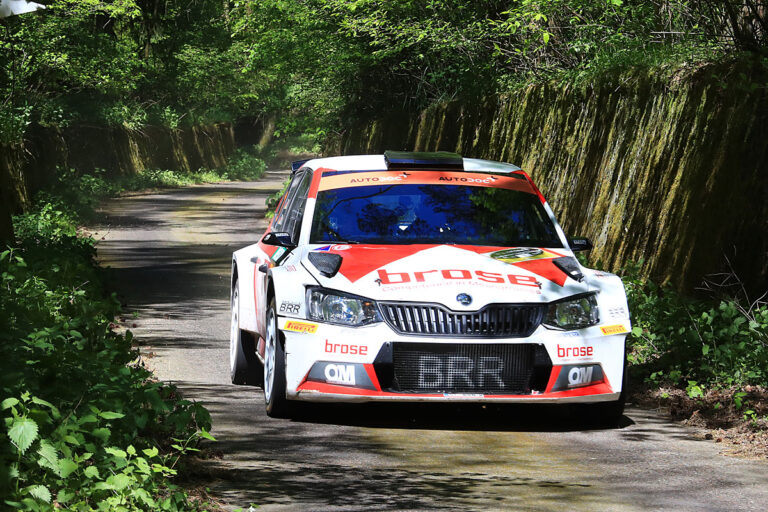 Rallye Erzgebirge nach WP3: Dinkel hauchdünn vor Griebel