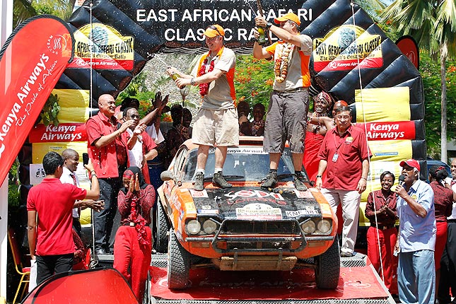Ian Duncan gewinnt Safari Rallye