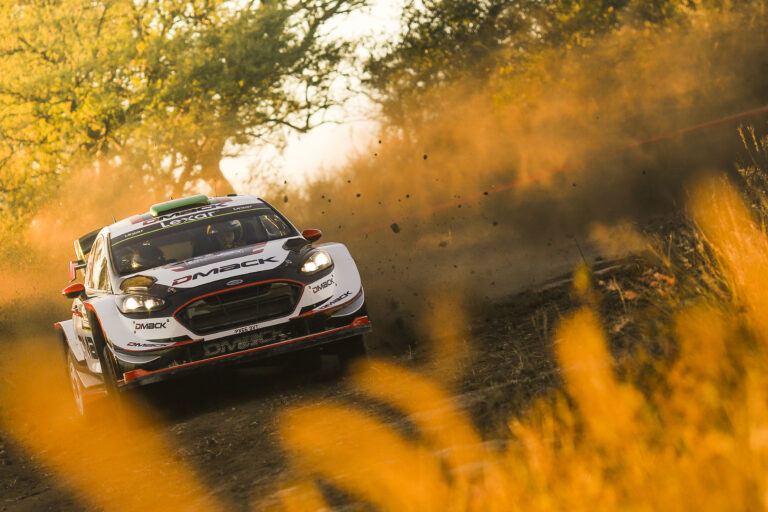 Rallye Argentinien nach WP8: Evans vor Östberg
