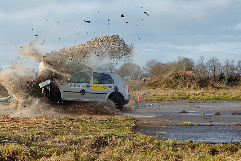 FIA entwickelt Leitplankenschutz