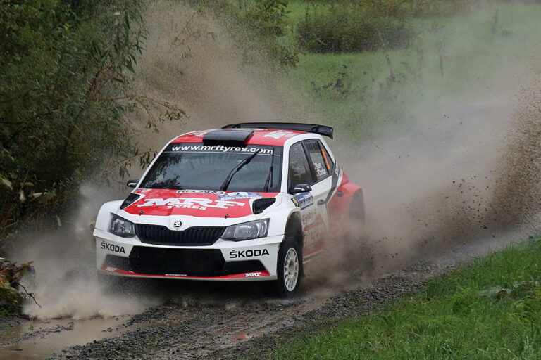 Rallye Hokkaido: Kreim führt hauchdünn vor Gill