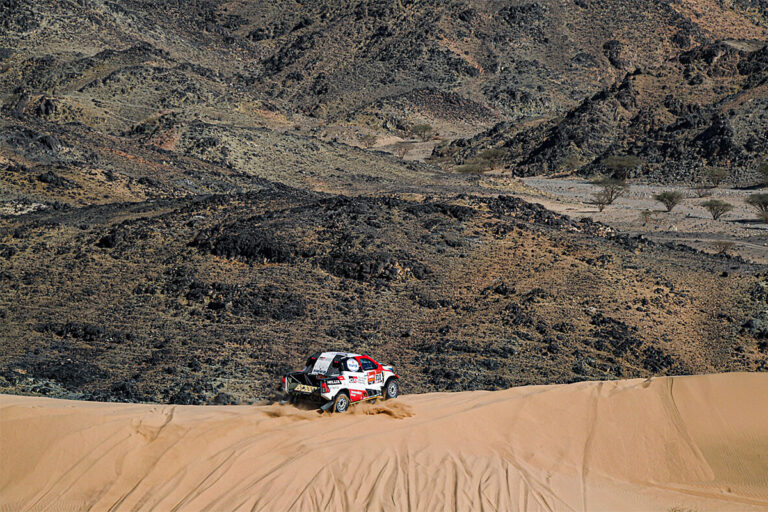 Sieg für De Villiers – Probleme für Alonso