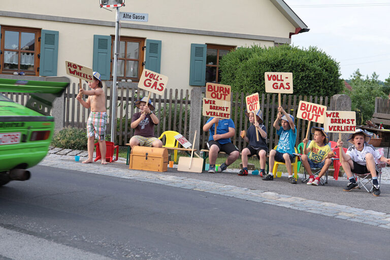 52 Teams in Niedersachsen, 216 im Grabfeld