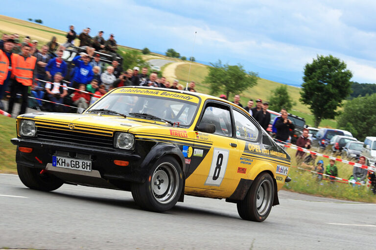 Grabfeld mit vielen Fragezeichen