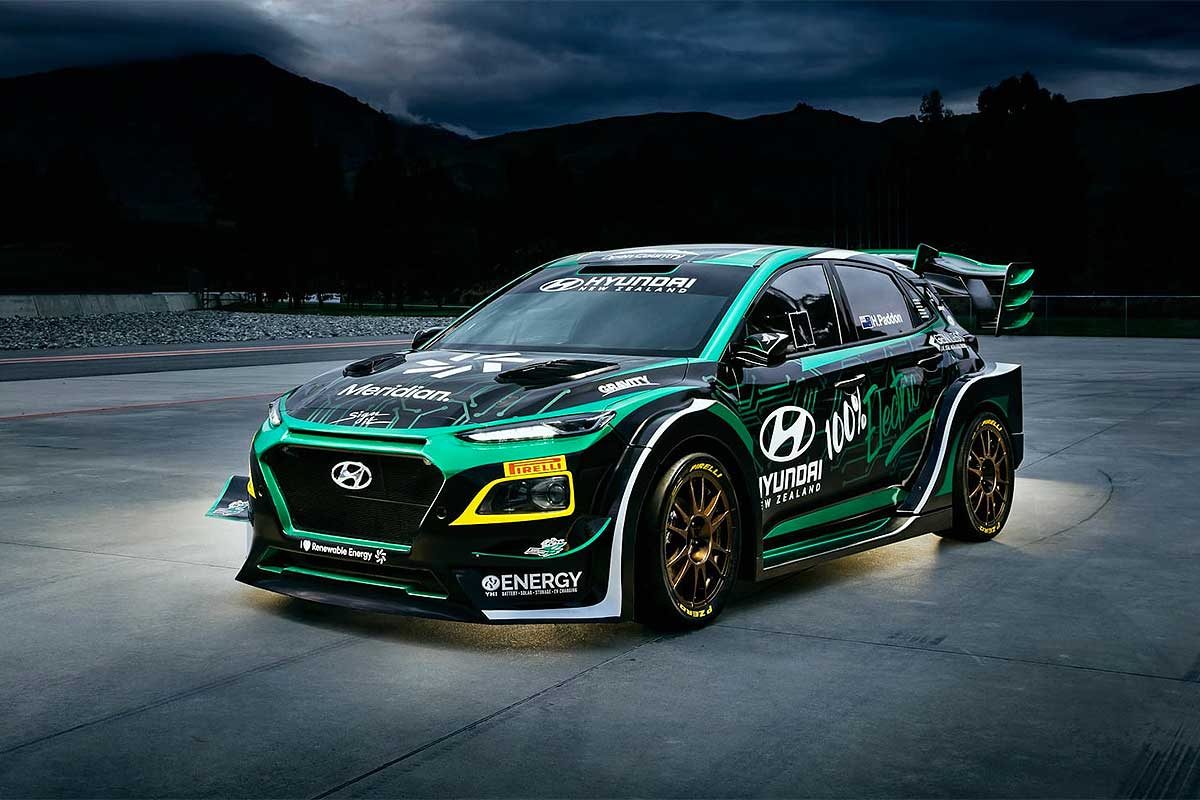 Paddon präsentiert sein Elektro-Rallyeauto mit über 1.000 PS